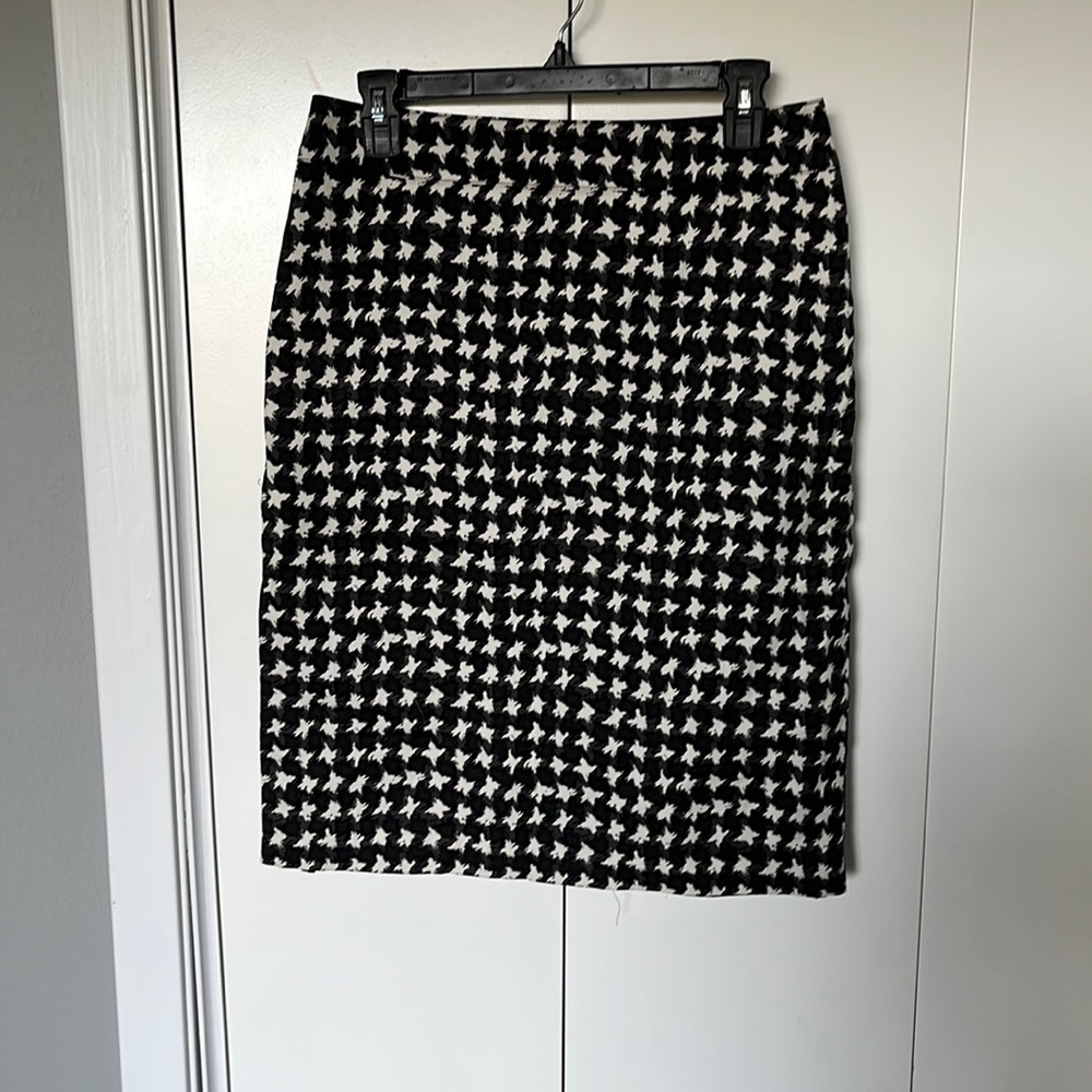 Talbots houndstooth pencil skirt